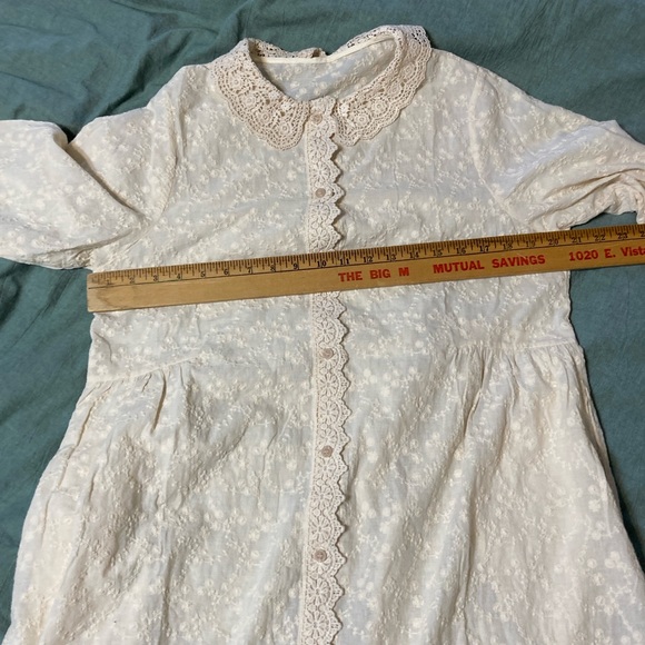 Vintage Large Cottagecore Embroidered Dress with Crochet Lace Detail - Picture 8 of 10